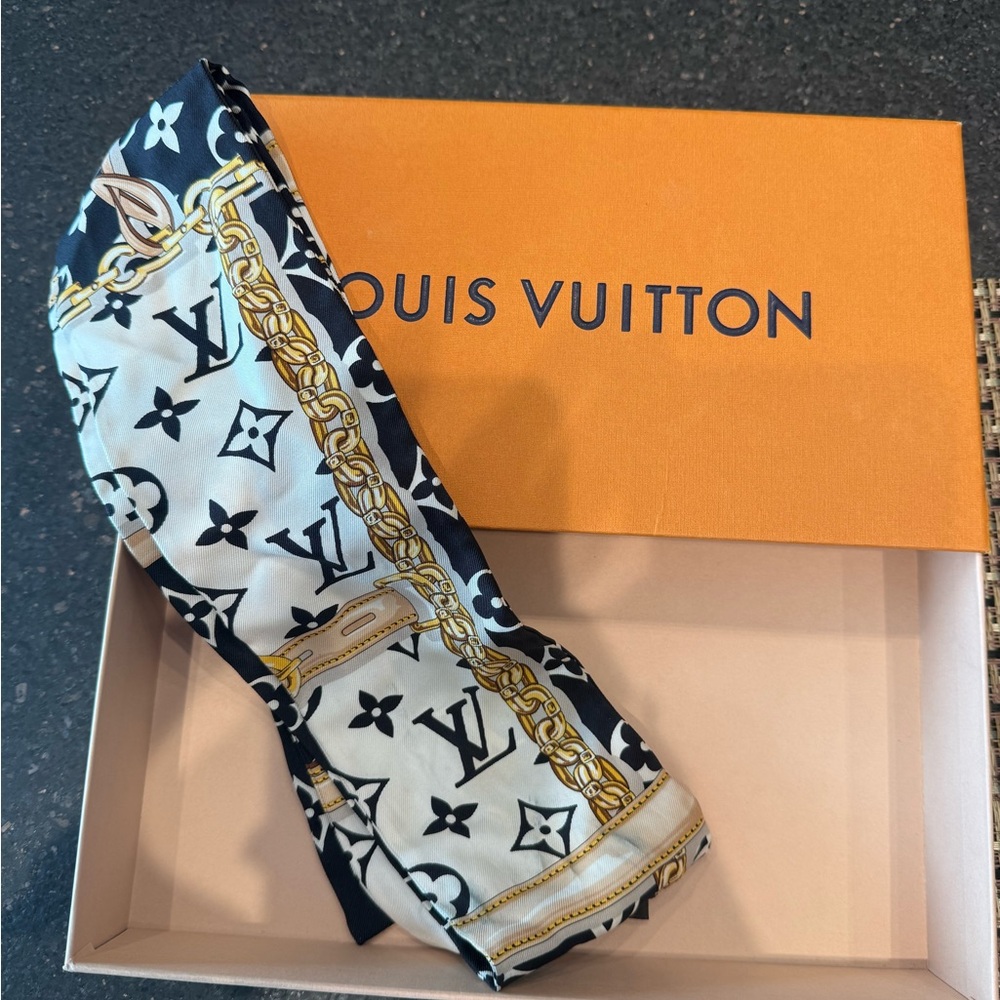 Louis Vuitton Black, Cream & Gold Monogram Silk Twilly